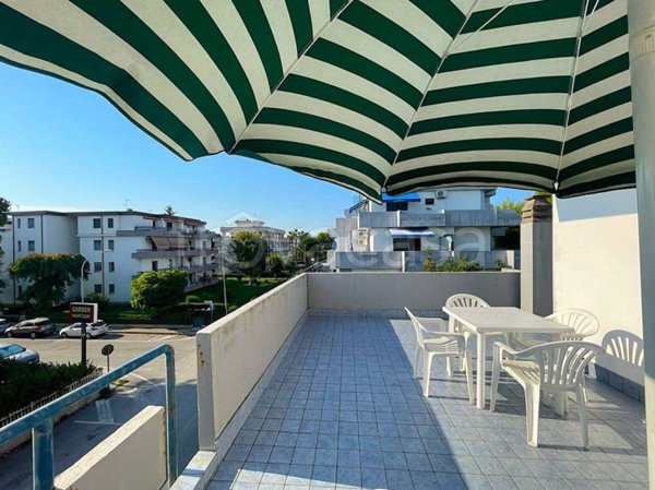 appartamento in vendita a Martinsicuro in zona Villa Rosa