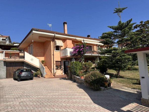 casa indipendente in vendita a Martinsicuro in zona Villa Rosa
