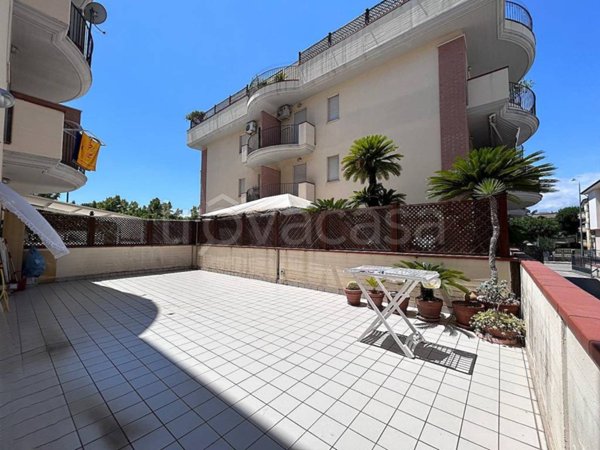 appartamento in vendita a Martinsicuro in zona Villa Rosa