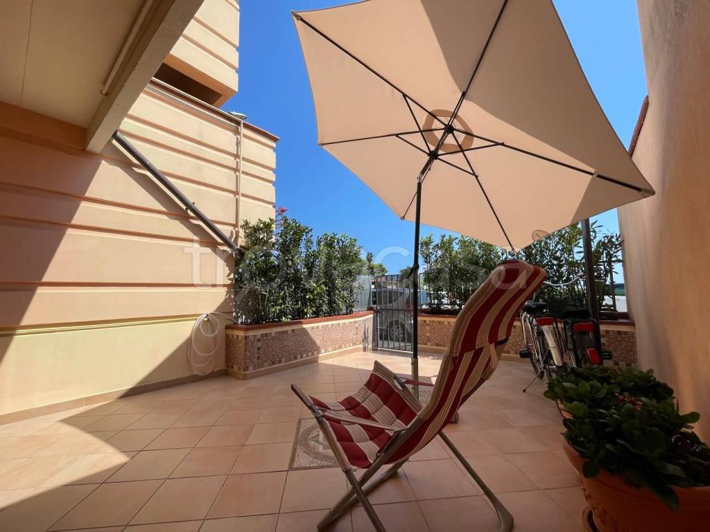 appartamento in vendita a Martinsicuro in zona Villa Rosa