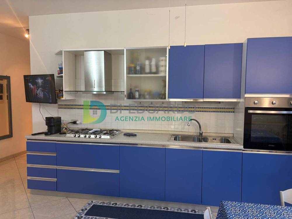 appartamento in vendita a Martinsicuro in zona Villa Rosa