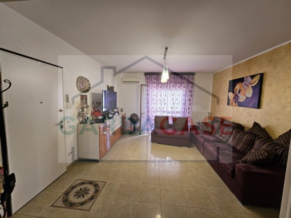 appartamento in vendita a Martinsicuro in zona Villa Rosa