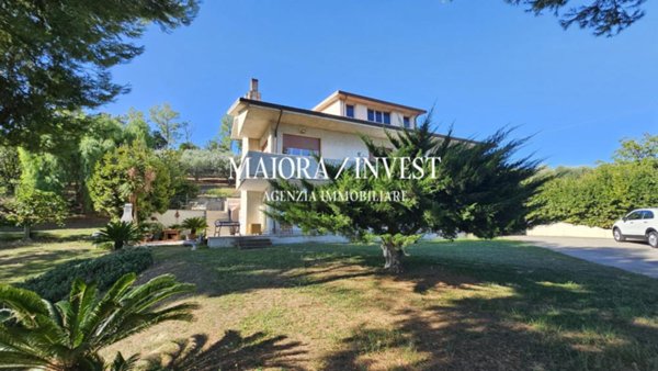 casa indipendente in vendita a Martinsicuro