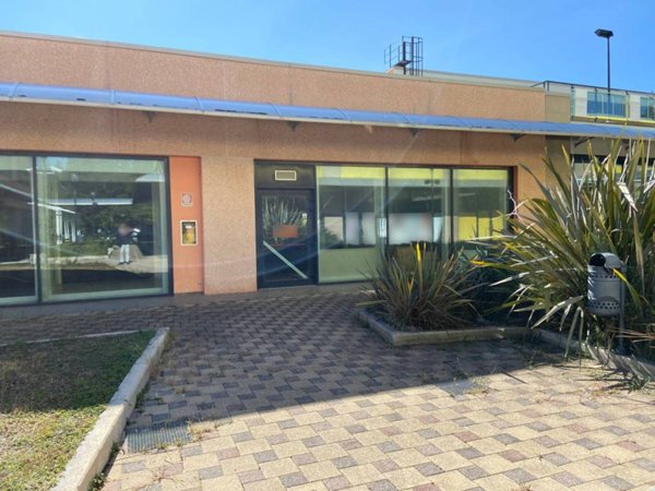 negozio in vendita a Martinsicuro