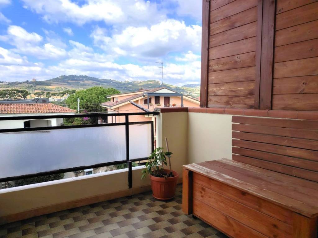 appartamento in vendita a Martinsicuro in zona Villa Rosa