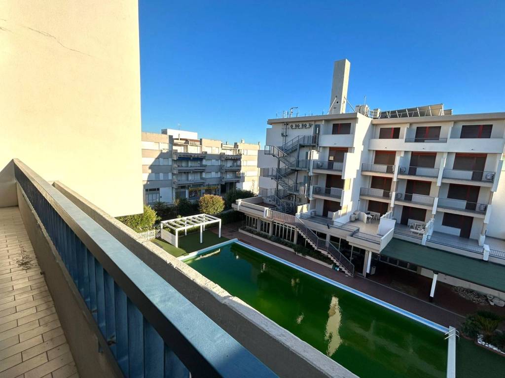 casa indipendente in vendita a Martinsicuro in zona Villa Rosa