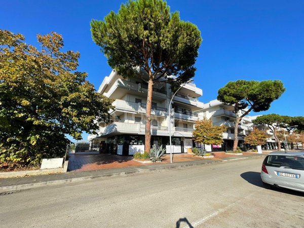 casa indipendente in vendita a Martinsicuro in zona Villa Rosa