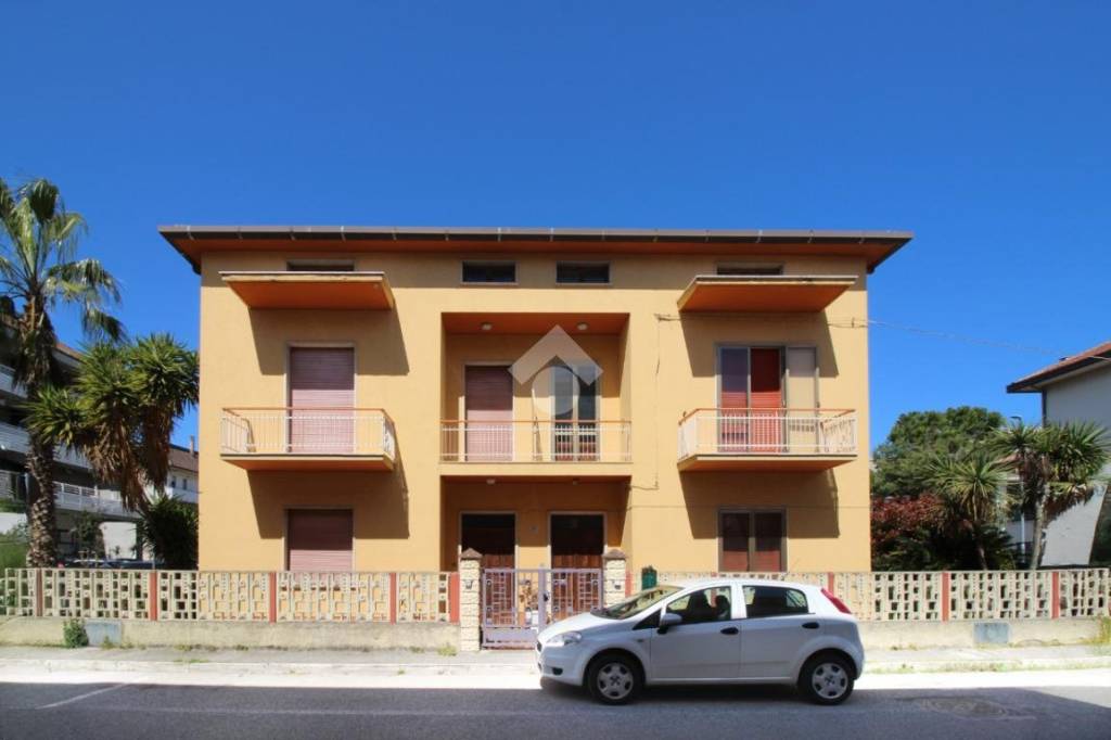 casa indipendente in vendita a Martinsicuro