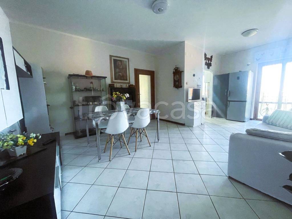 appartamento in vendita a Martinsicuro in zona Villa Rosa