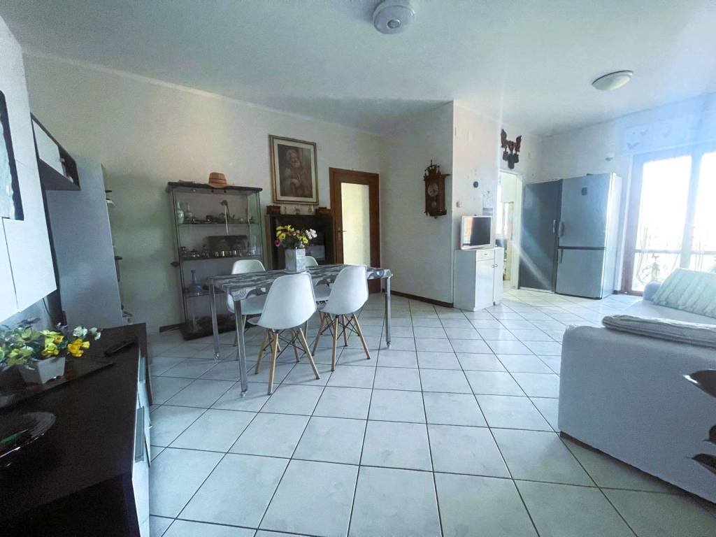 appartamento in vendita a Martinsicuro in zona Villa Rosa