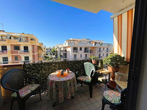 appartamento in vendita a Martinsicuro in zona Villa Rosa