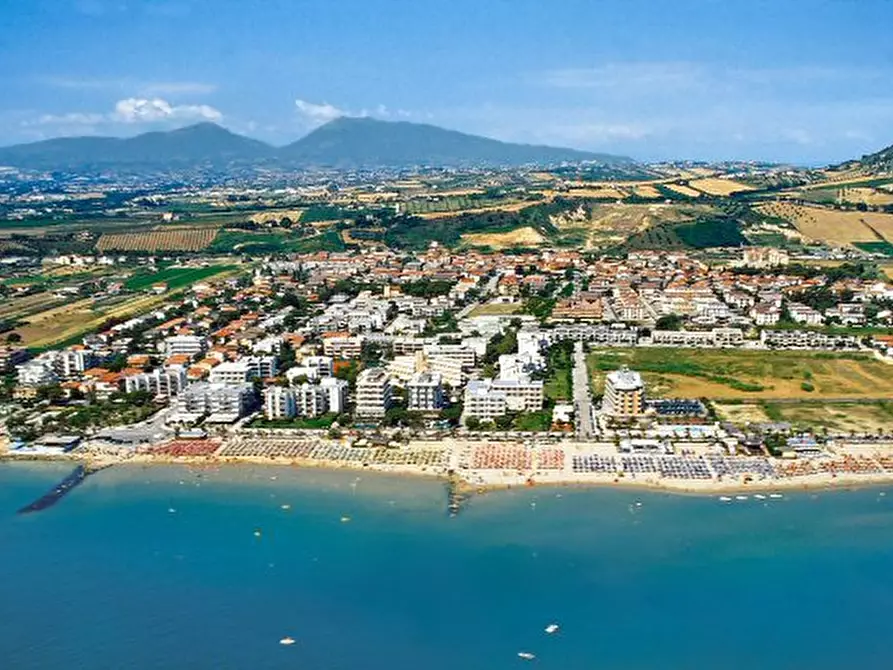 casa indipendente in vendita a Martinsicuro in zona Villa Rosa