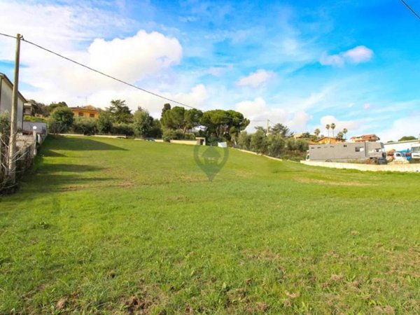 casa indipendente in vendita a Martinsicuro in zona Villa Rosa