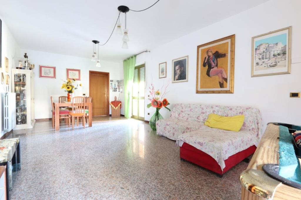 appartamento in vendita a Martinsicuro in zona Villa Rosa