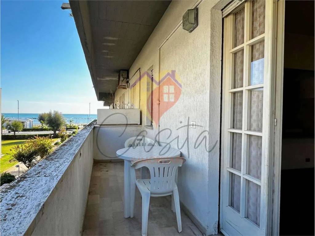 casa indipendente in vendita a Martinsicuro in zona Villa Rosa