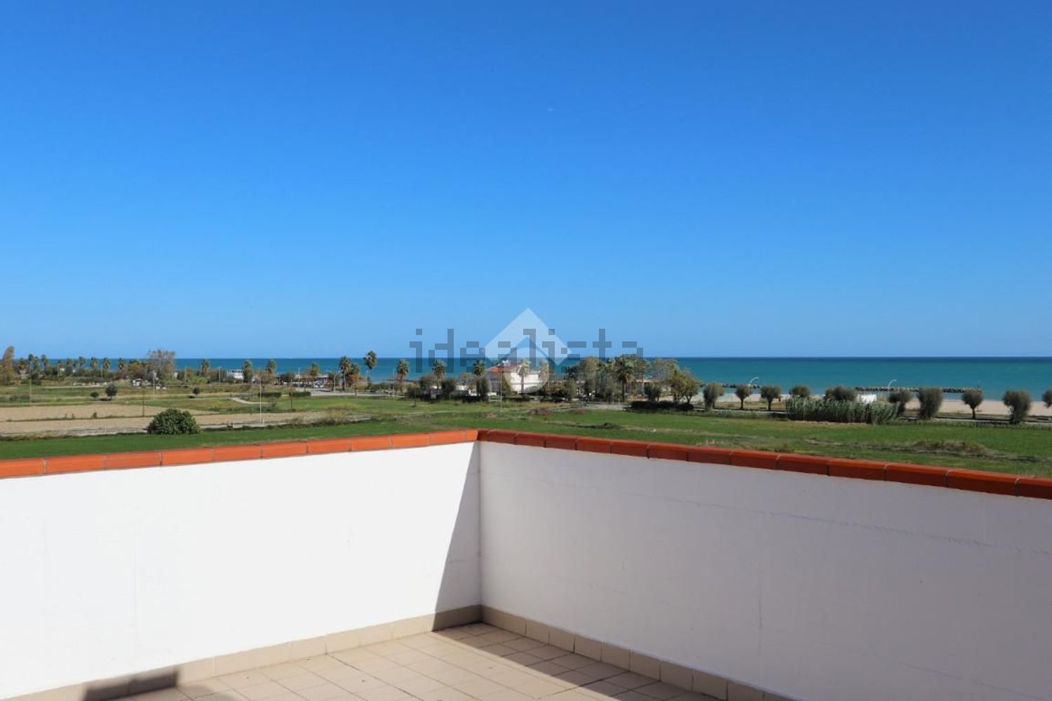 appartamento in vendita a Martinsicuro in zona Villa Rosa