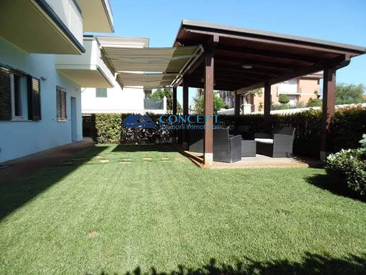 casa indipendente in vendita a Martinsicuro