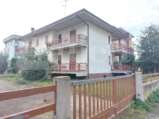 casa indipendente in vendita a Martinsicuro in zona Villa Rosa