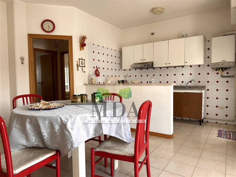 appartamento in vendita a Martinsicuro in zona Villa Rosa