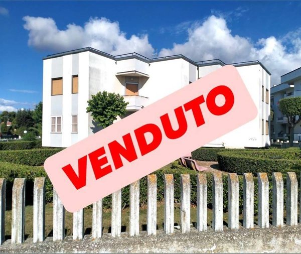casa indipendente in vendita a Martinsicuro in zona Villa Rosa