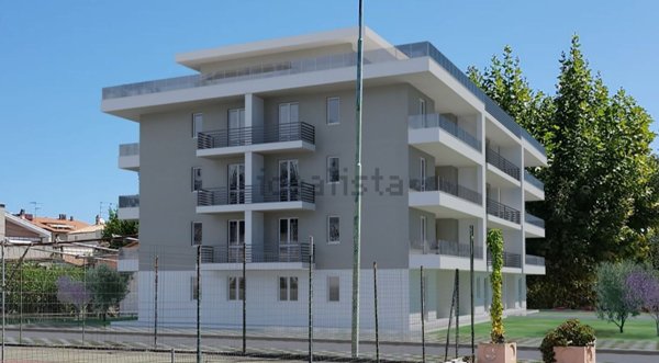 appartamento in vendita a Martinsicuro in zona Villa Rosa