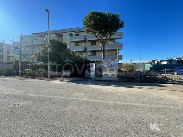 appartamento in vendita a Martinsicuro in zona Villa Rosa