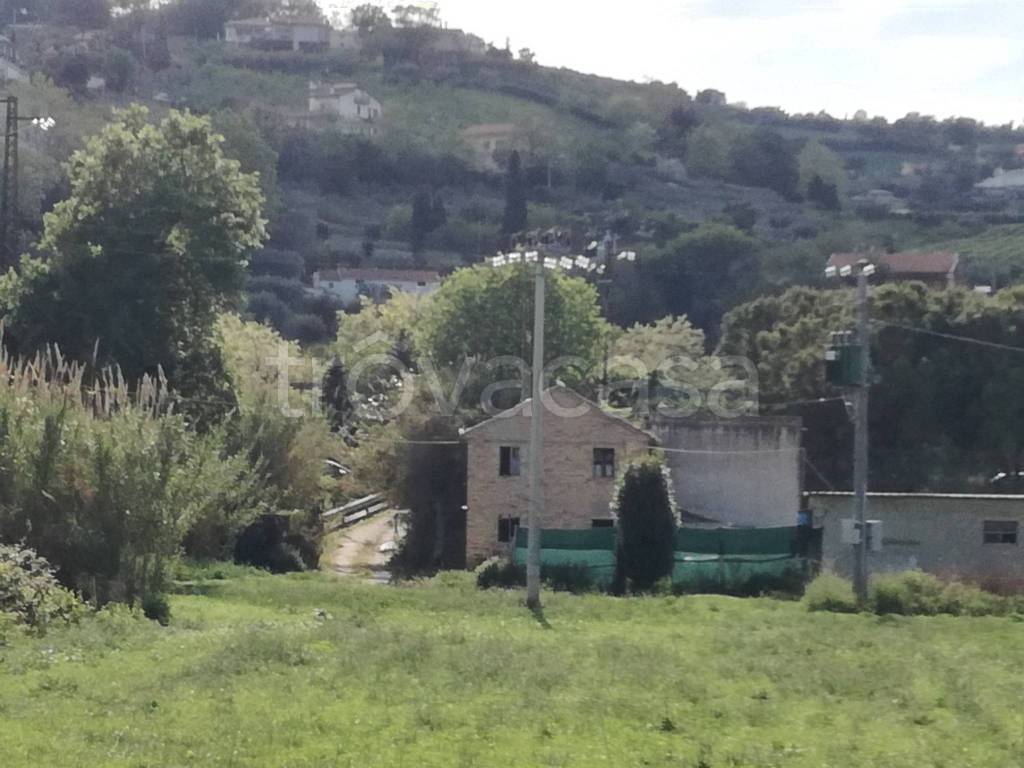 casa indipendente in vendita a Martinsicuro