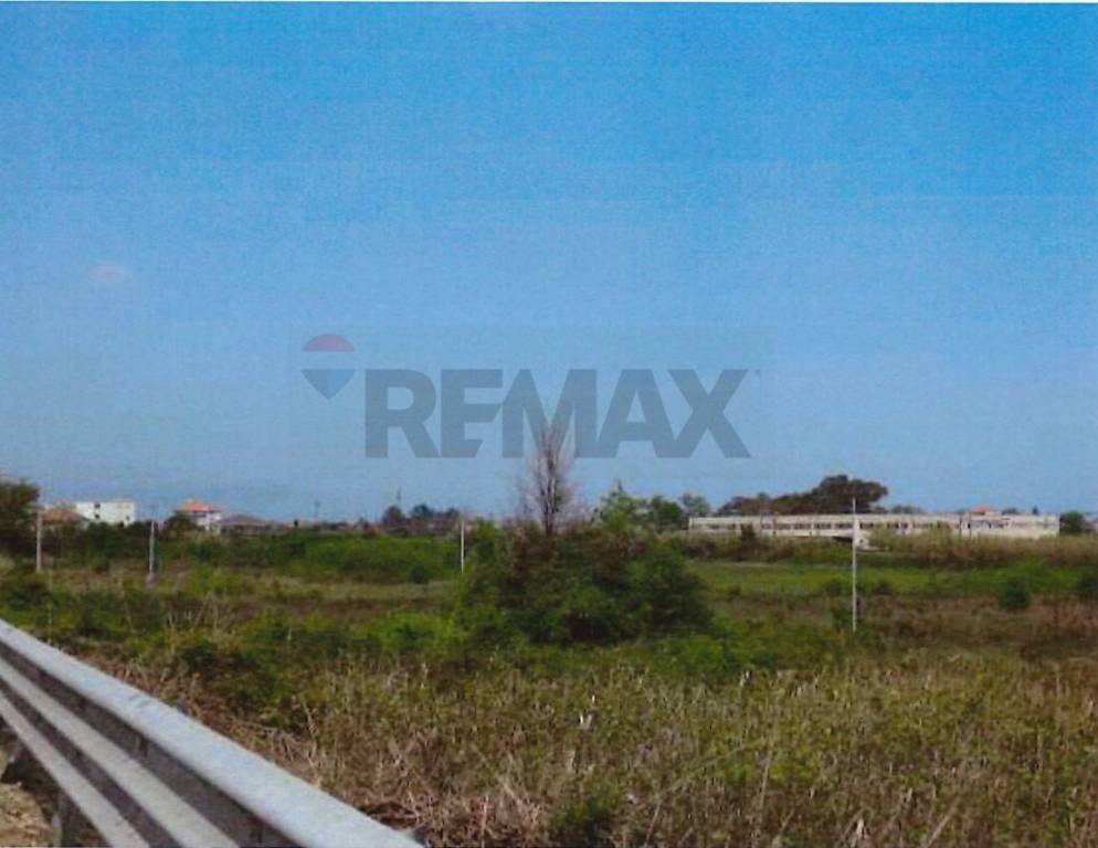 terreno industriale in vendita a Martinsicuro