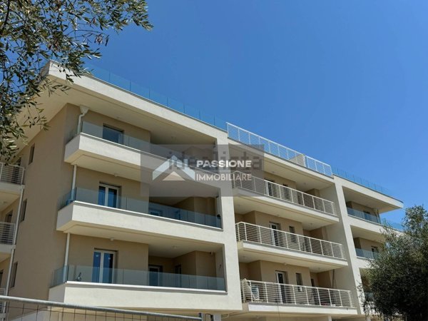 appartamento in vendita a Martinsicuro in zona Villa Rosa