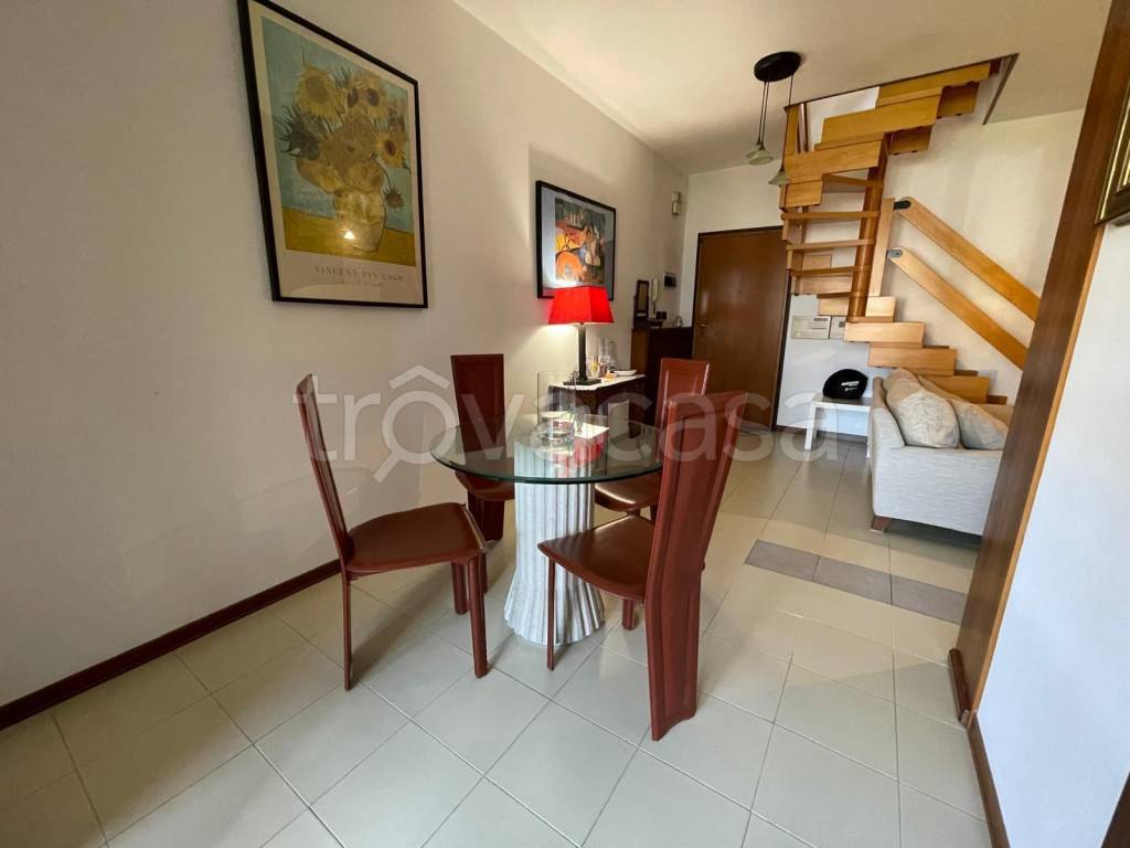appartamento in vendita a Martinsicuro in zona Villa Rosa