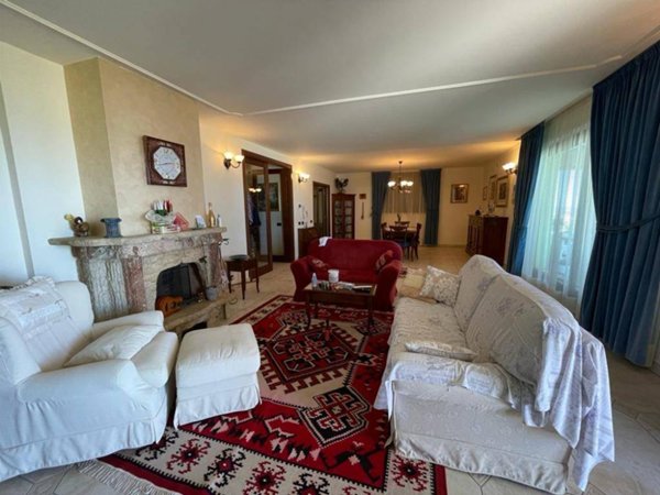 casa indipendente in vendita a Martinsicuro