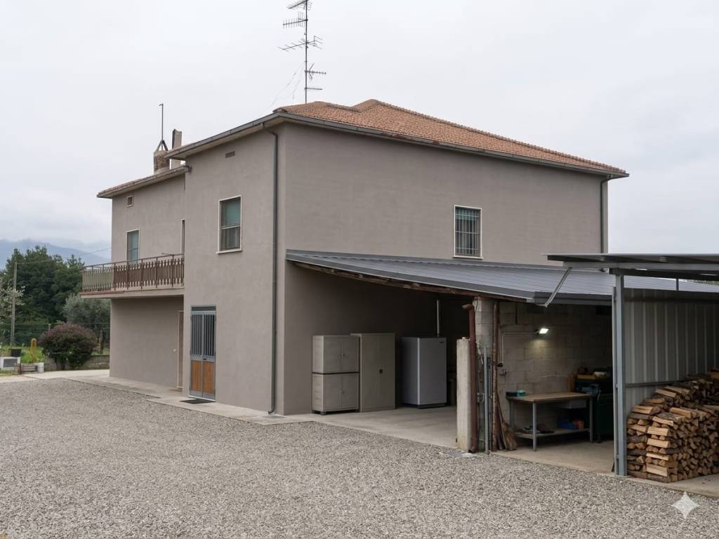 casa indipendente in vendita a Martinsicuro in zona Villa Rosa