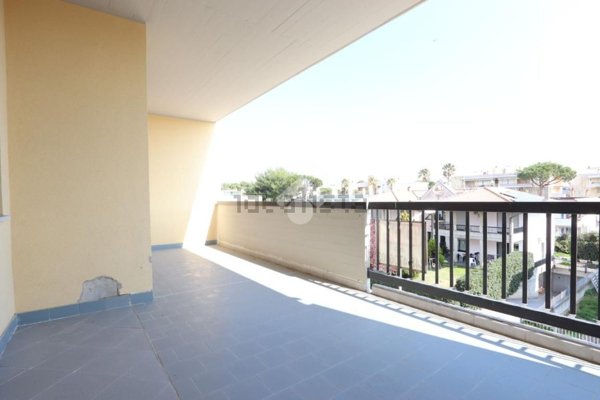 appartamento in vendita a Martinsicuro in zona Villa Rosa