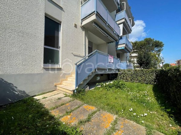 appartamento in vendita a Martinsicuro in zona Villa Rosa