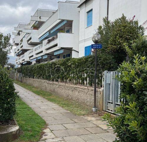 casa indipendente in vendita a Martinsicuro in zona Villa Rosa