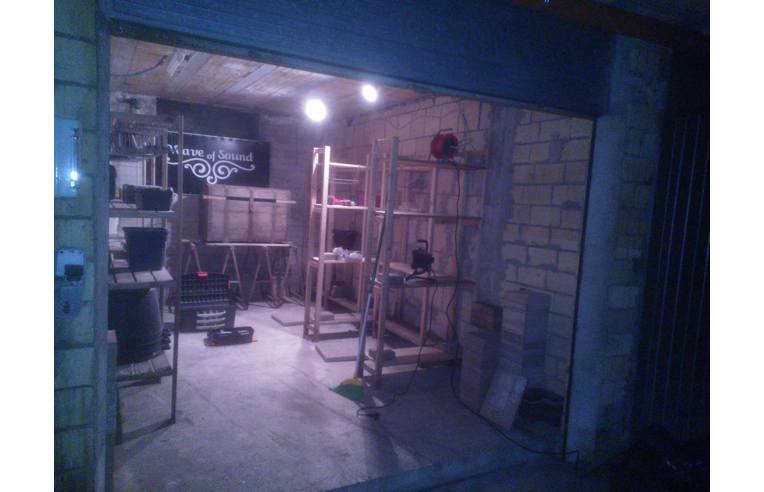 locale di sgombero in vendita a Martinsicuro