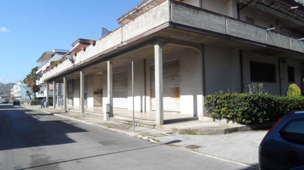 casa indipendente in vendita a Martinsicuro