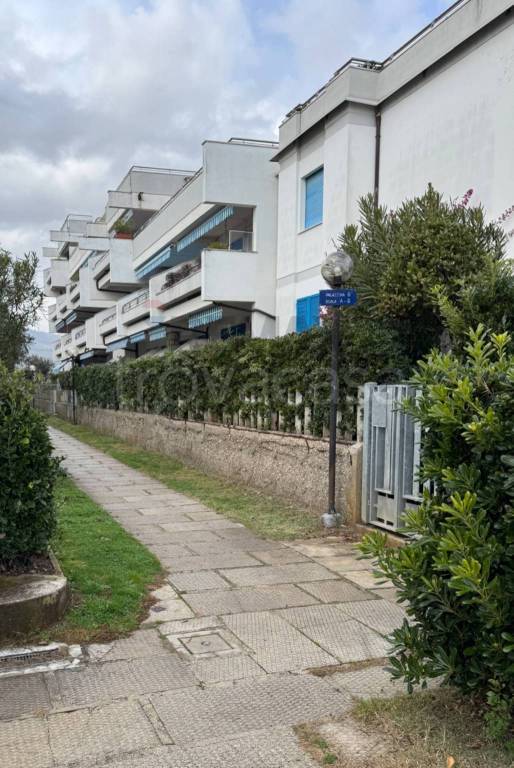 appartamento in vendita a Martinsicuro in zona Villa Rosa