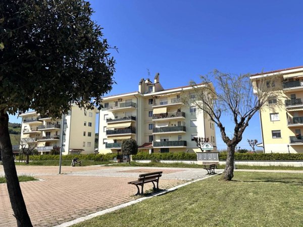 appartamento in vendita a Martinsicuro in zona Villa Rosa