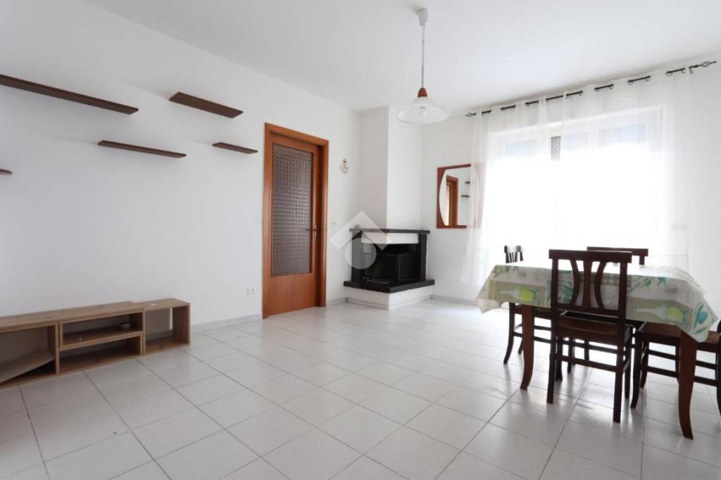 appartamento in vendita a Martinsicuro in zona Villa Rosa