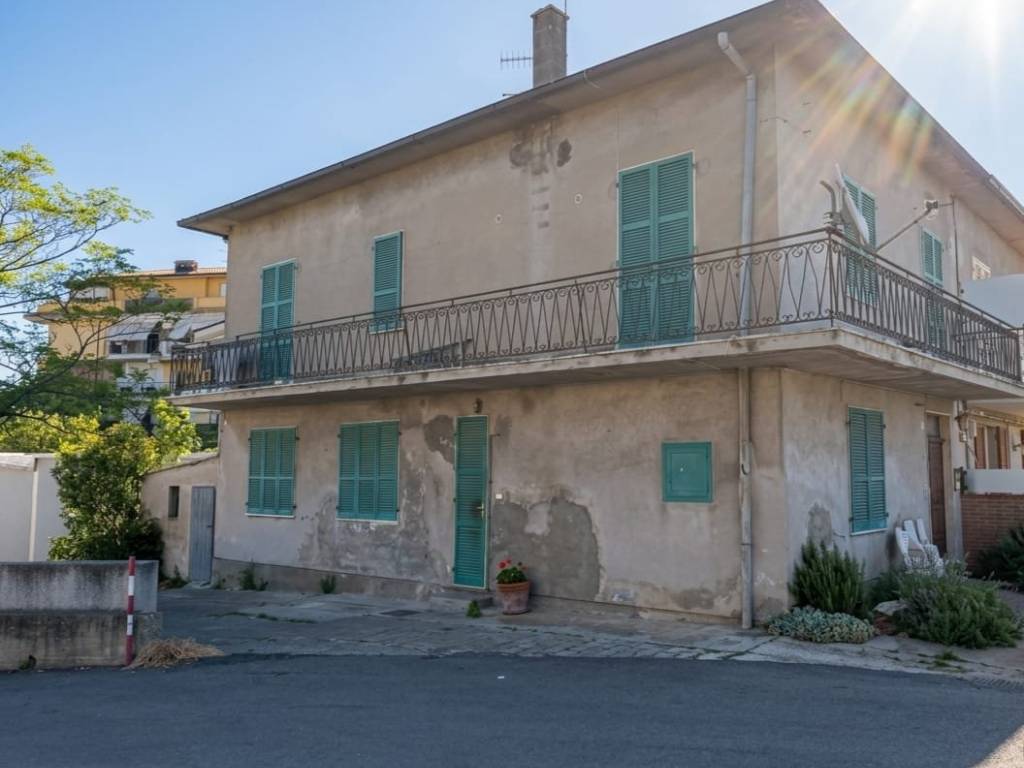 casa indipendente in vendita a Martinsicuro