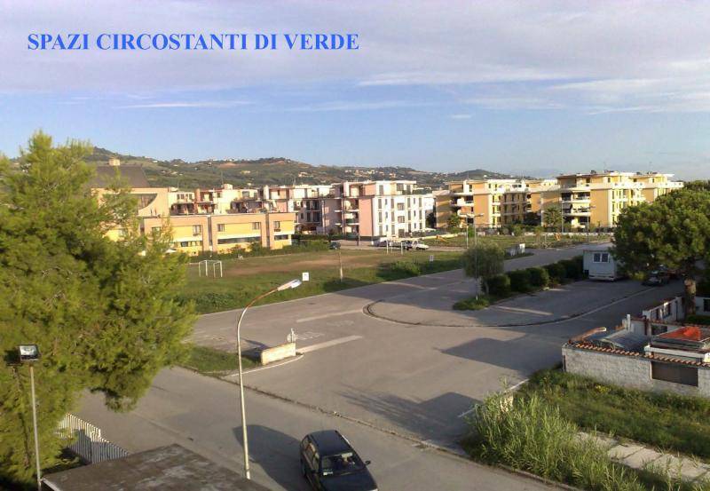 appartamento in vendita a Martinsicuro in zona Villa Rosa