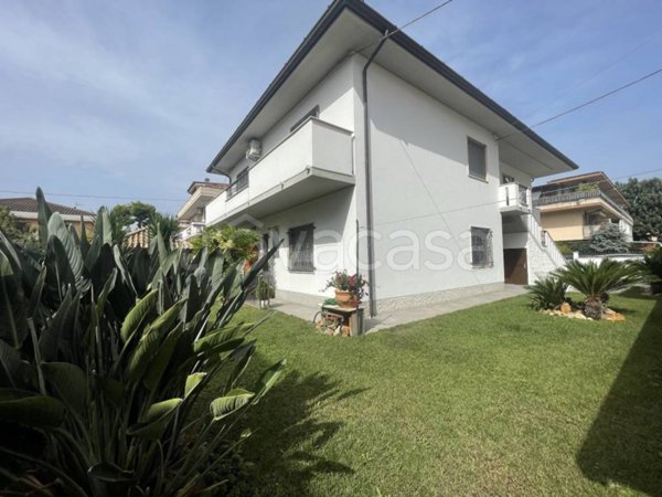 casa indipendente in vendita a Martinsicuro