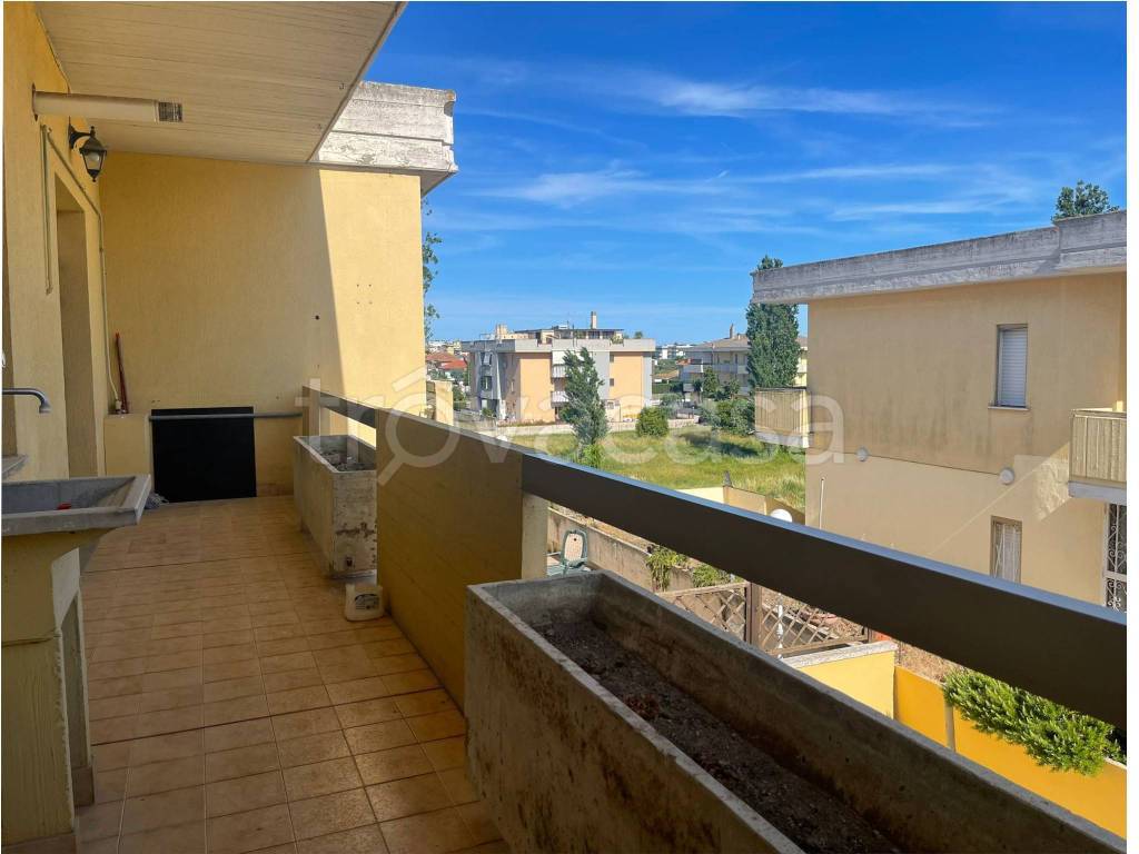 casa indipendente in vendita a Martinsicuro in zona Villa Rosa