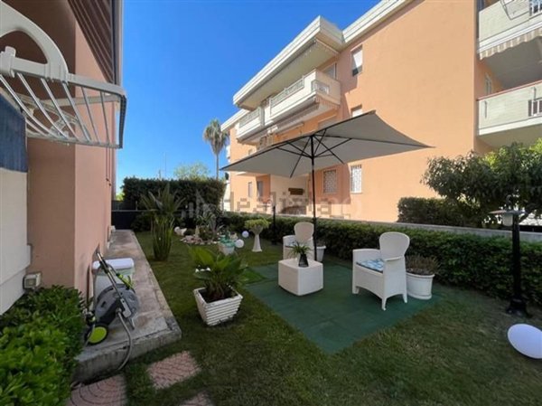 appartamento in vendita a Martinsicuro in zona Villa Rosa