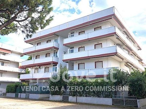 appartamento in vendita a Martinsicuro in zona Villa Rosa
