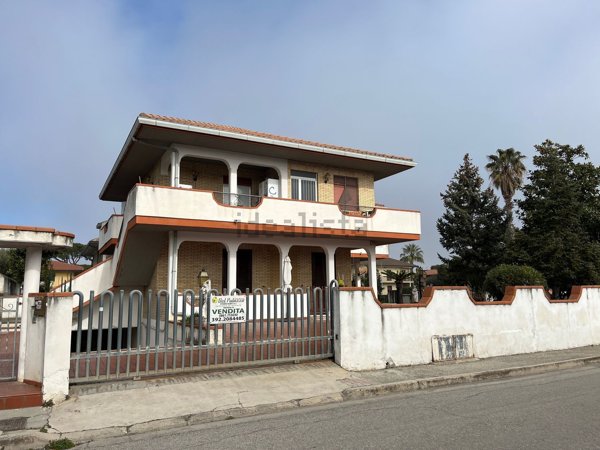 appartamento in vendita a Martinsicuro in zona Villa Rosa