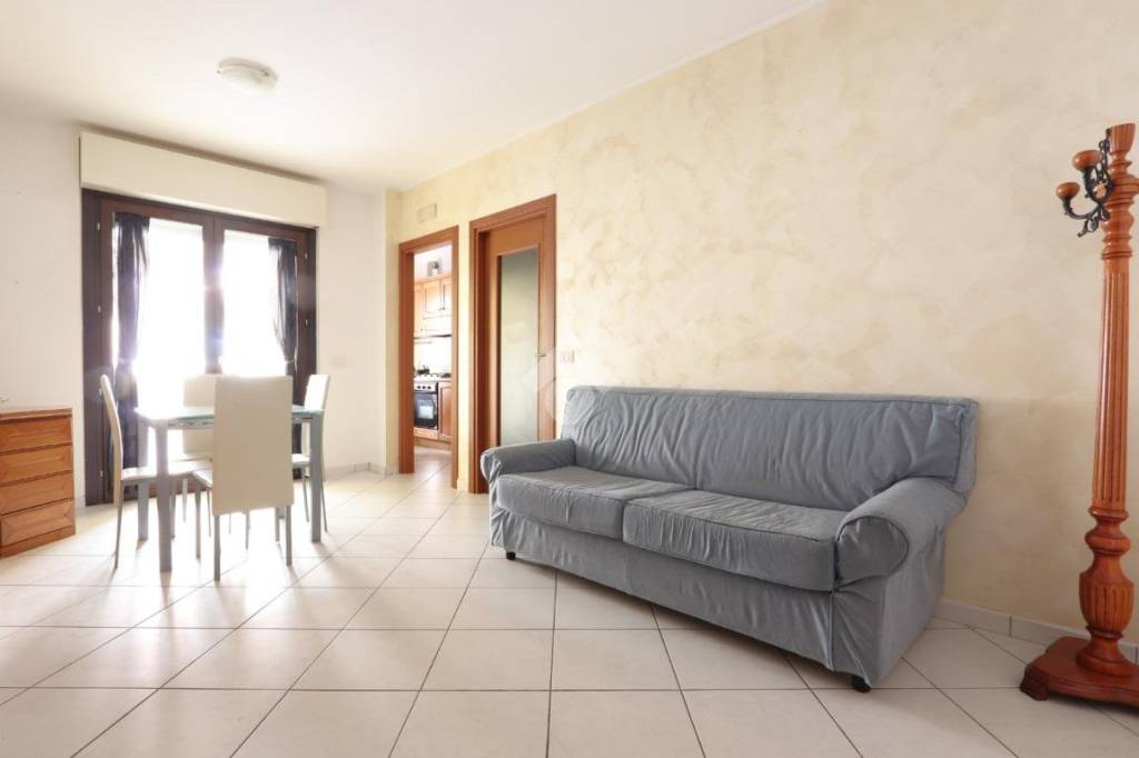 casa indipendente in vendita a Martinsicuro in zona Villa Rosa