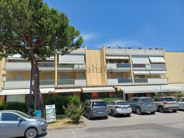appartamento in vendita a Martinsicuro in zona Villa Rosa