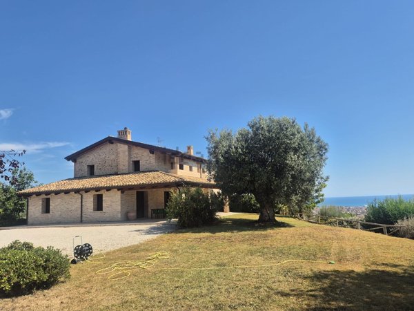 casale in vendita a Martinsicuro